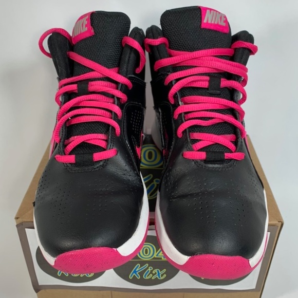 Nike Air Team Hustle D, 'Hyper Pink' Sz 5Y - Picture 2 of 8
